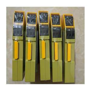 Safety Relay PZE X4 774585 New and Original